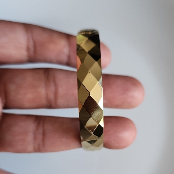 Fashion Jewelry Gold-Tone Textured Bracelet - Picture 5 of 5